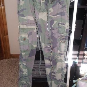 Womens cargo camo pants